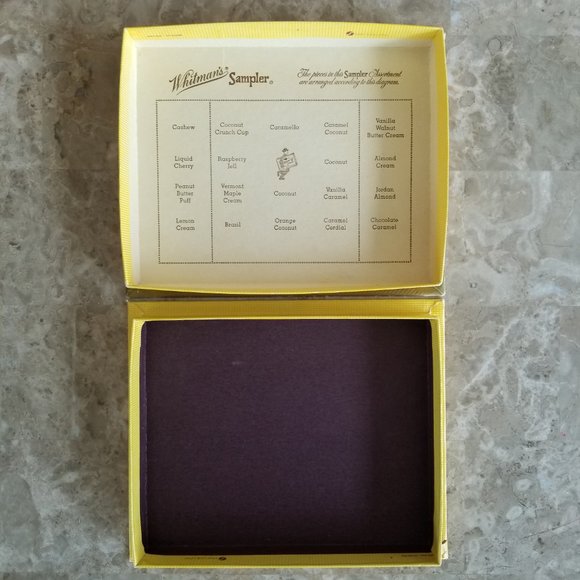 Vintage Whitman's Sampler Box (Empty) - Picture 12 of 12